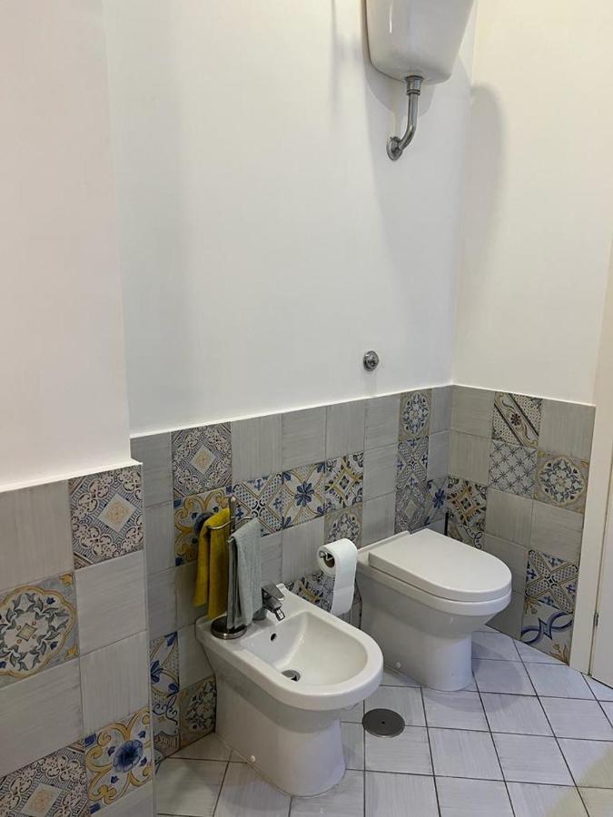 Casa Gaia A Due Passi Dal Duomo Apartment Naples Exterior photo