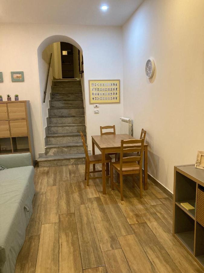 Casa Gaia A Due Passi Dal Duomo Apartment Naples Exterior photo